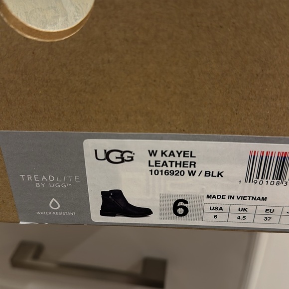 Ugg Kayel leather boots new - size 6 - Picture 5 of 5